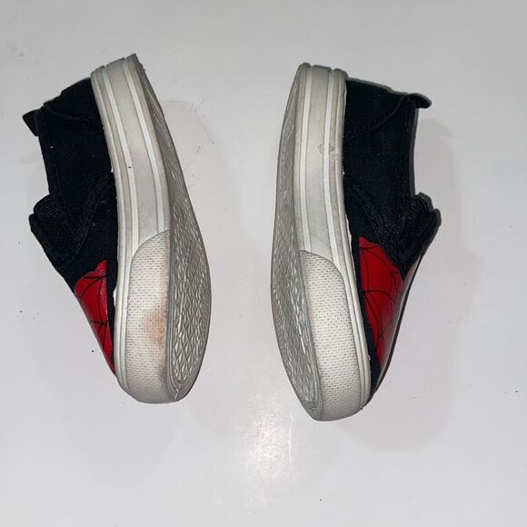 Marvel Spider-Man Red and Black Sneakers Kids Size 5 Shoes - Picture 4 of 11